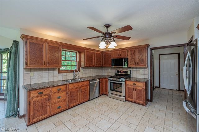 2881 Pine Hill Drive, Medina, OH 44256