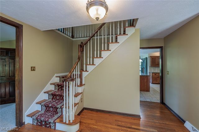 2881 Pine Hill Drive, Medina, OH 44256