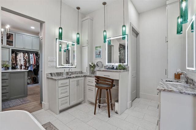 11754 North Court, Azle, TX 76020