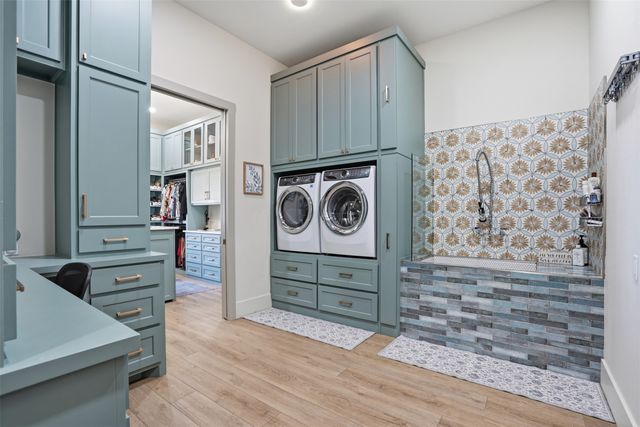 11754 North Court, Azle, TX 76020