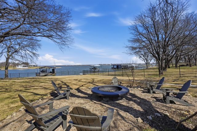 11754 North Court, Azle, TX 76020