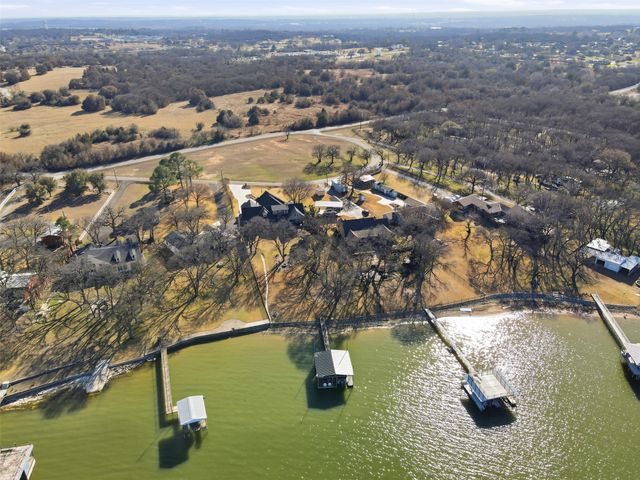 11754 North Court, Azle, TX 76020