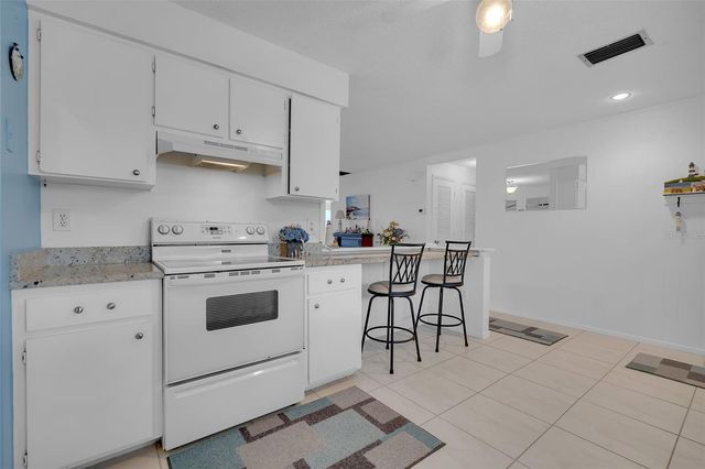 4470 NARRAGANSET TRAIL 90A, Sarasota, FL 34233