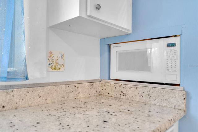 4470 NARRAGANSET TRAIL 90A, Sarasota, FL 34233