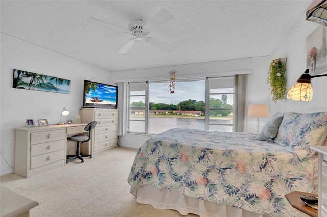 4470 NARRAGANSET TRAIL 90A, Sarasota, FL 34233