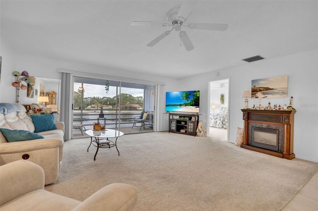 4470 NARRAGANSET TRAIL 90A, Sarasota, FL 34233