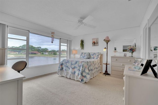 4470 NARRAGANSET TRAIL 90A, Sarasota, FL 34233