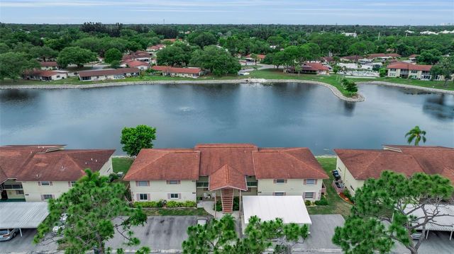 4470 NARRAGANSET TRAIL 90A, Sarasota, FL 34233