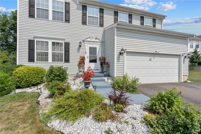 5455 Lucknow Drive, Clay, NY 13041