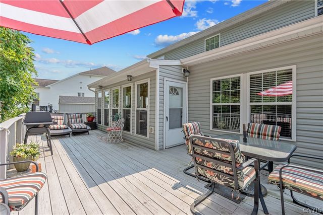 5455 Lucknow Drive, Clay, NY 13041
