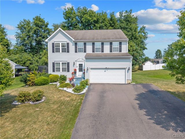 5455 Lucknow Drive, Clay, NY 13041