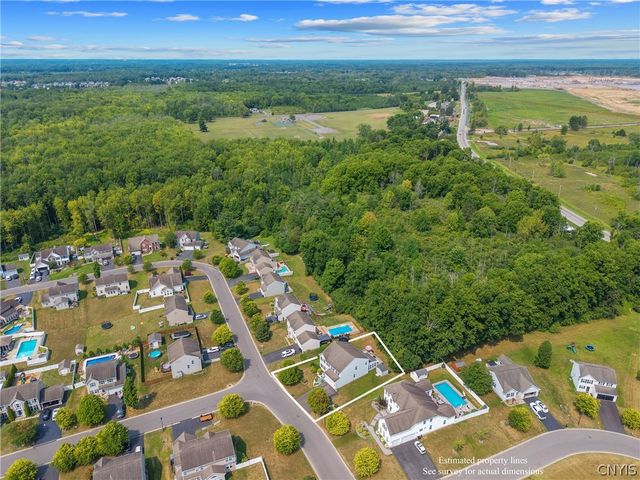 5455 Lucknow Drive, Clay, NY 13041