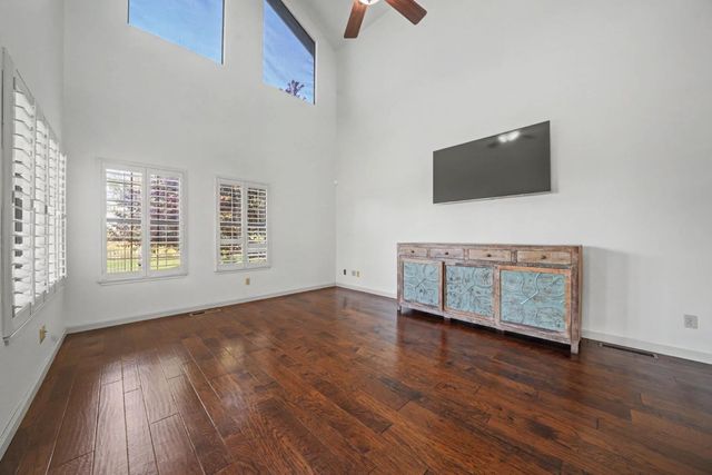 324 Augusta Ct, Valley Springs, CA 95252