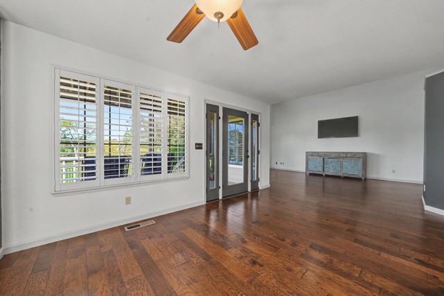 324 Augusta Ct, Valley Springs, CA 95252