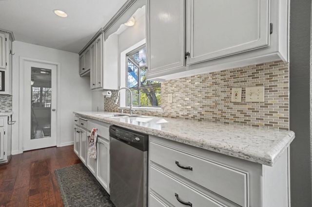 324 Augusta Ct, Valley Springs, CA 95252