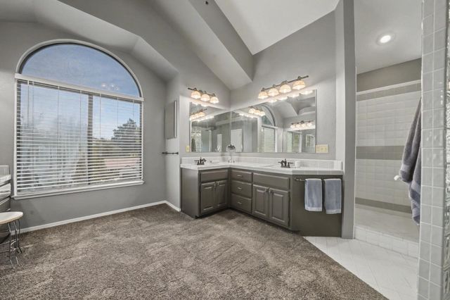 324 Augusta Ct, Valley Springs, CA 95252