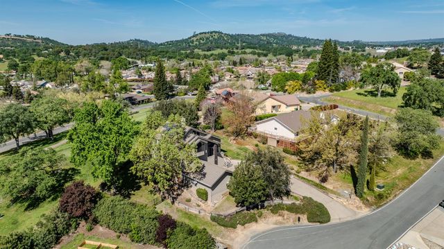 324 Augusta Ct, Valley Springs, CA 95252