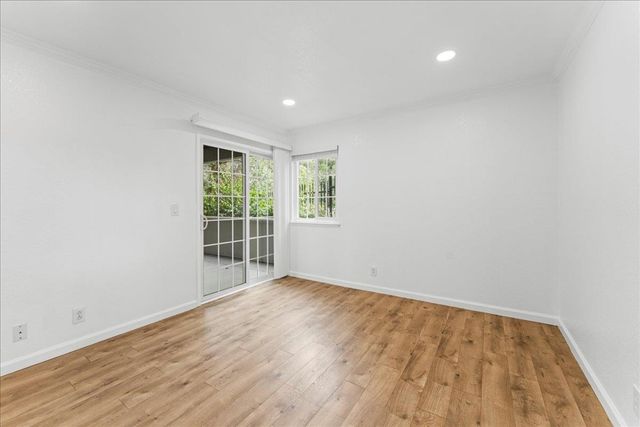 630 630 Canyon Oaks Dr C, Oakland, CA 94605