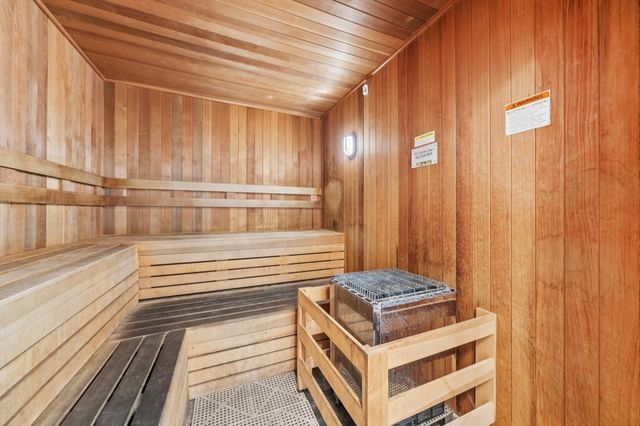 630 630 Canyon Oaks Dr C, Oakland, CA 94605