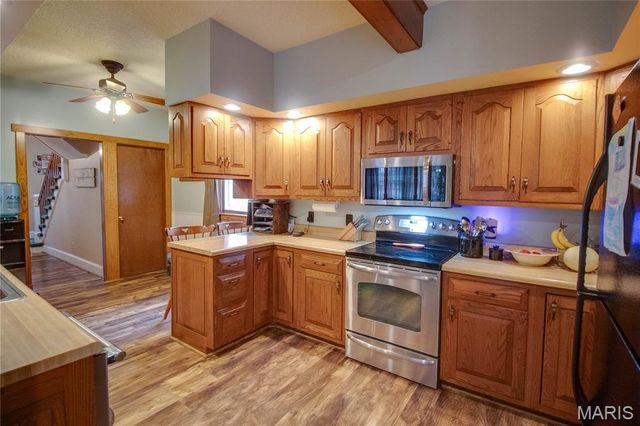 307 N East Street, Carlinville, IL 62626