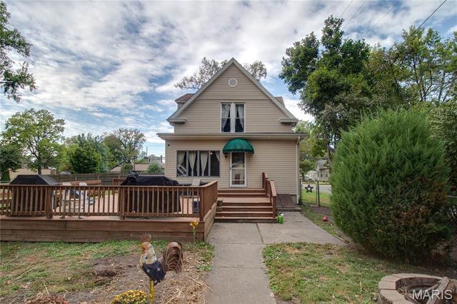 307 N East Street, Carlinville, IL 62626