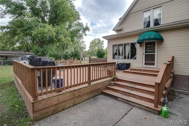 307 N East Street, Carlinville, IL 62626