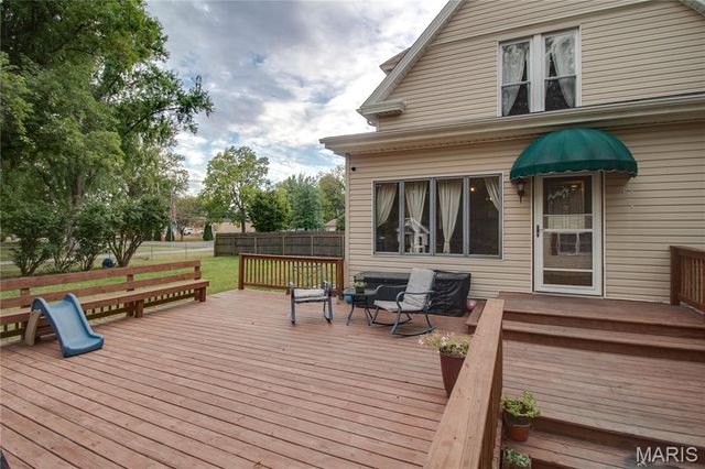 307 N East Street, Carlinville, IL 62626