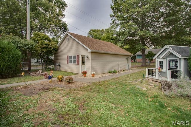 307 N East Street, Carlinville, IL 62626