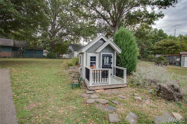 307 N East Street, Carlinville, IL 62626