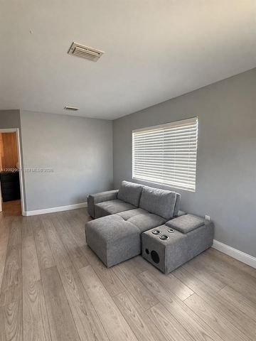 2315 NW 35th Street, Miami, FL 33142