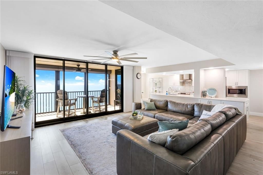 10951 Gulf Shore DR 1202, NAPLES, FL 34108 — exterior