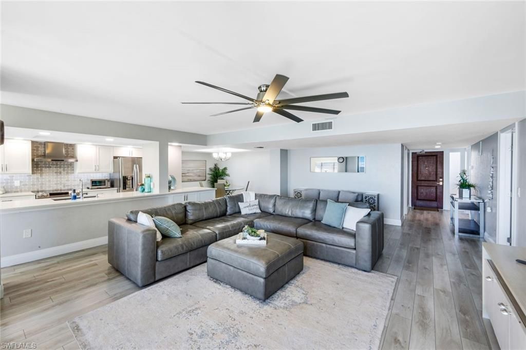 10951 Gulf Shore DR 1202, NAPLES, FL 34108 — photo 2