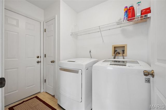 1661 Praise Boulevard, Fenton, MO 63026