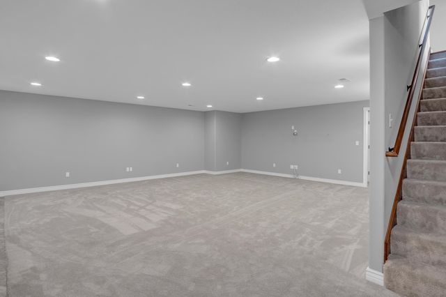 706 E Rolling View Dr, Park City, KS 67147
