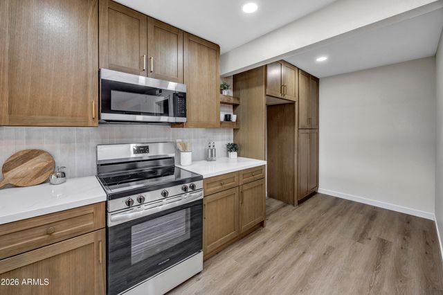 7006 E JENSEN Street 89, Mesa, AZ 85207