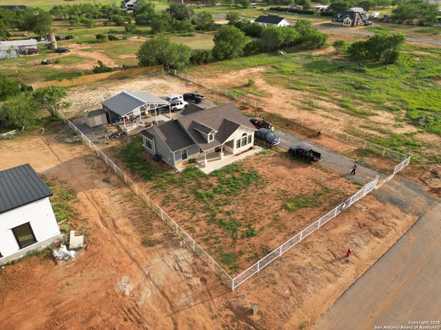 7306 tiff nicole, Von Ormy, TX 78073