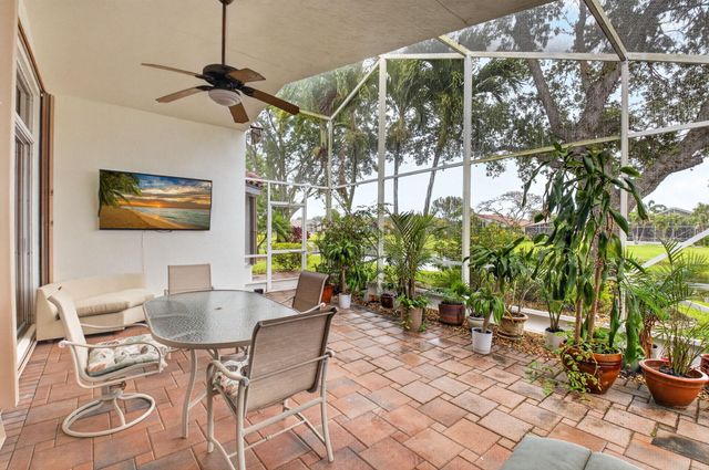 5256 Glenville Drive, Boynton Beach, FL 33437