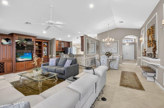 5256 Glenville Drive, Boynton Beach, FL 33437