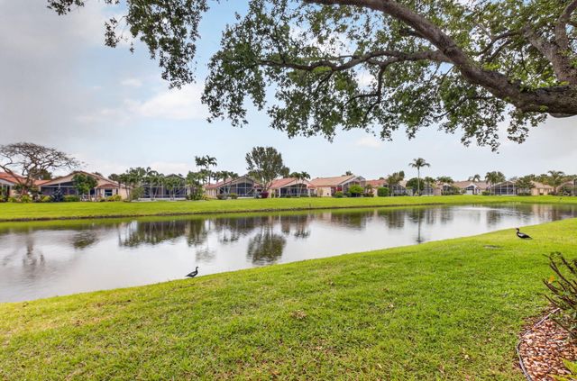 5256 Glenville Drive, Boynton Beach, FL 33437