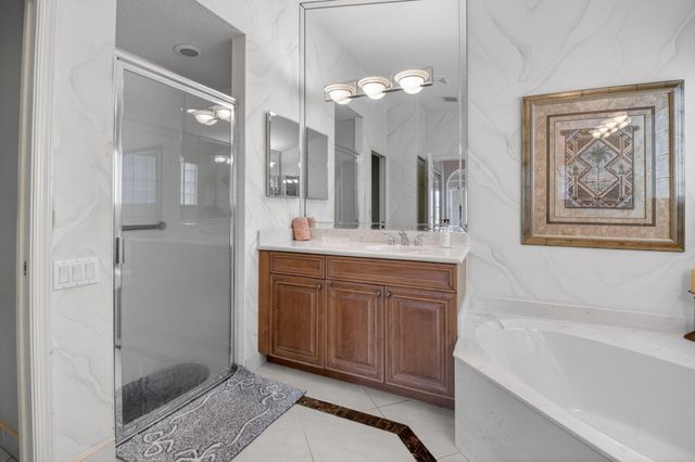 5256 Glenville Drive, Boynton Beach, FL 33437