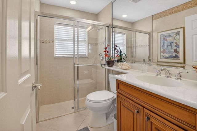 5256 Glenville Drive, Boynton Beach, FL 33437