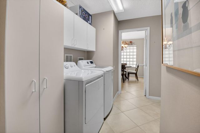5256 Glenville Drive, Boynton Beach, FL 33437