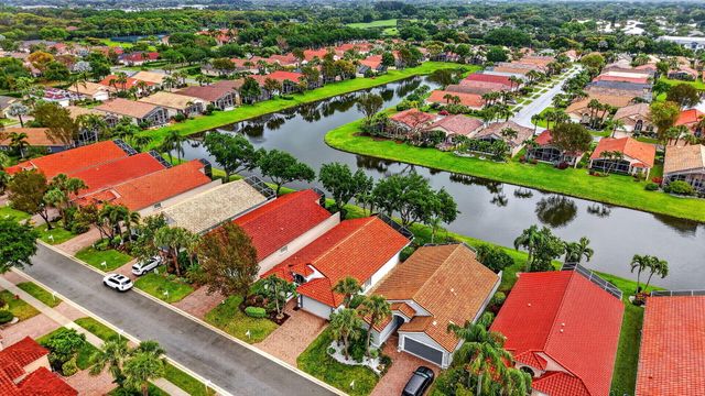 5256 Glenville Drive, Boynton Beach, FL 33437