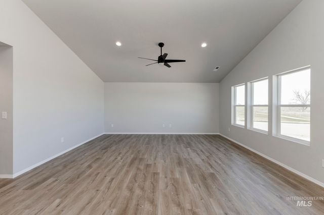 840 Morrow St, Mountain Home, ID 83647