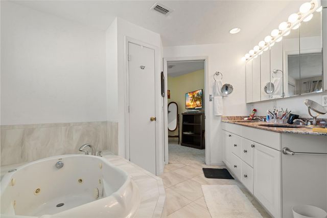 109 W TARPON BOULEVARD NW, Port Charlotte, FL 33952