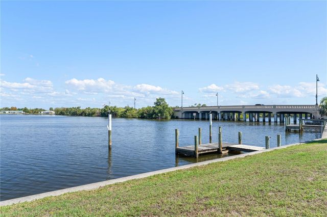 109 W TARPON BOULEVARD NW, Port Charlotte, FL 33952