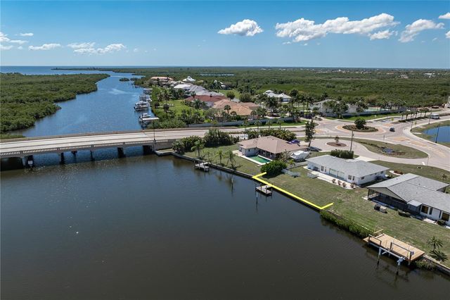 109 W TARPON BOULEVARD NW, Port Charlotte, FL 33952