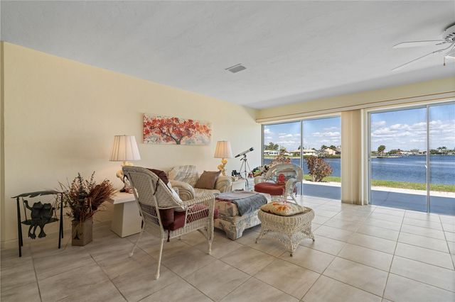 109 W TARPON BOULEVARD NW, Port Charlotte, FL 33952