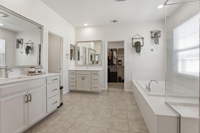 2481 Apple Tree Way, Gilroy, CA 95020