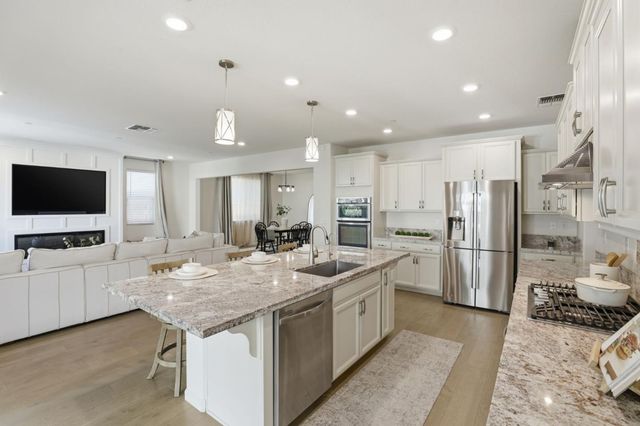 2481 Apple Tree Way, Gilroy, CA 95020